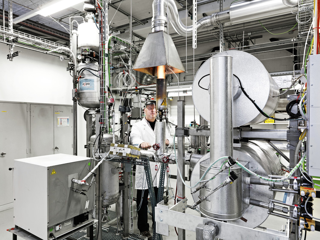 Laboratoire dans lequel a lieu le développement des procédés pour la production de bioéthane à partir de bois.