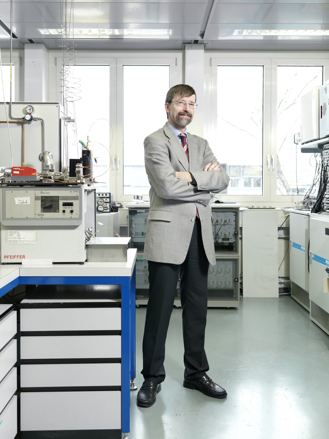 Professor Petr Novak, Head of the Electrochemical Energy Storage Section, and co-author of this study. Source:Scanderbeg Sauer Photography