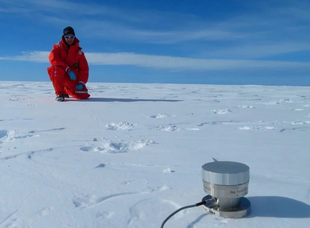 Sampling on mainland Antarctica