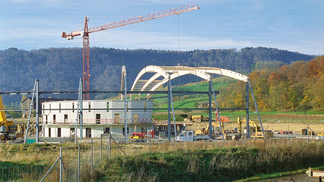 End of the 1990s:The Swiss Light Source taking shape.