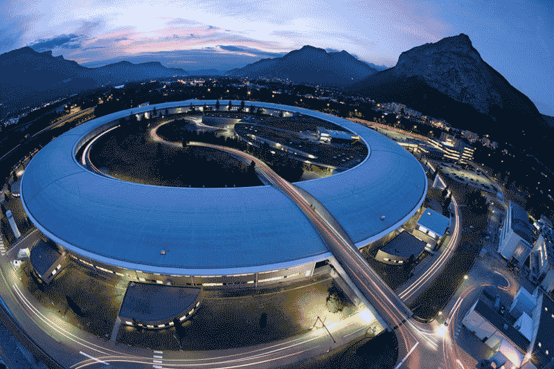 3rd generation: The European Synchrotron Radiation Facility at Grenoble, France