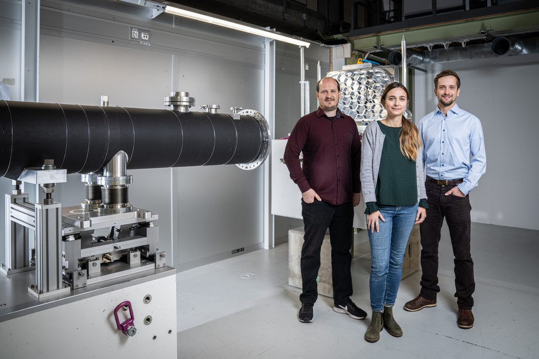 Artur Glavic, Alessandra Luchini and Sven Schütz (from left to right) are pleased to have succeeded in the logistical feat of setting up the ESTIA reflectometer at the ESS.  