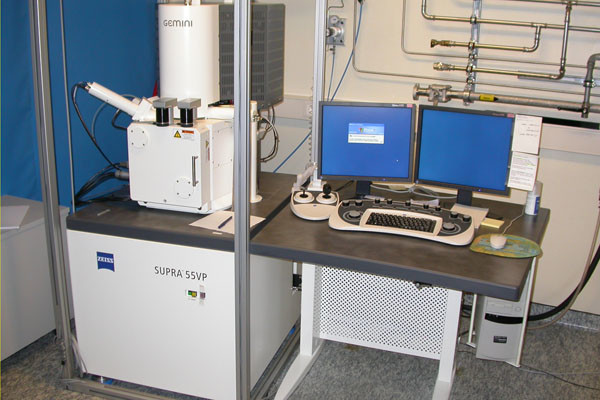 Zeiss Supra VP55 SEM operated by the Lab for Micro and Nanotechnology at PSI