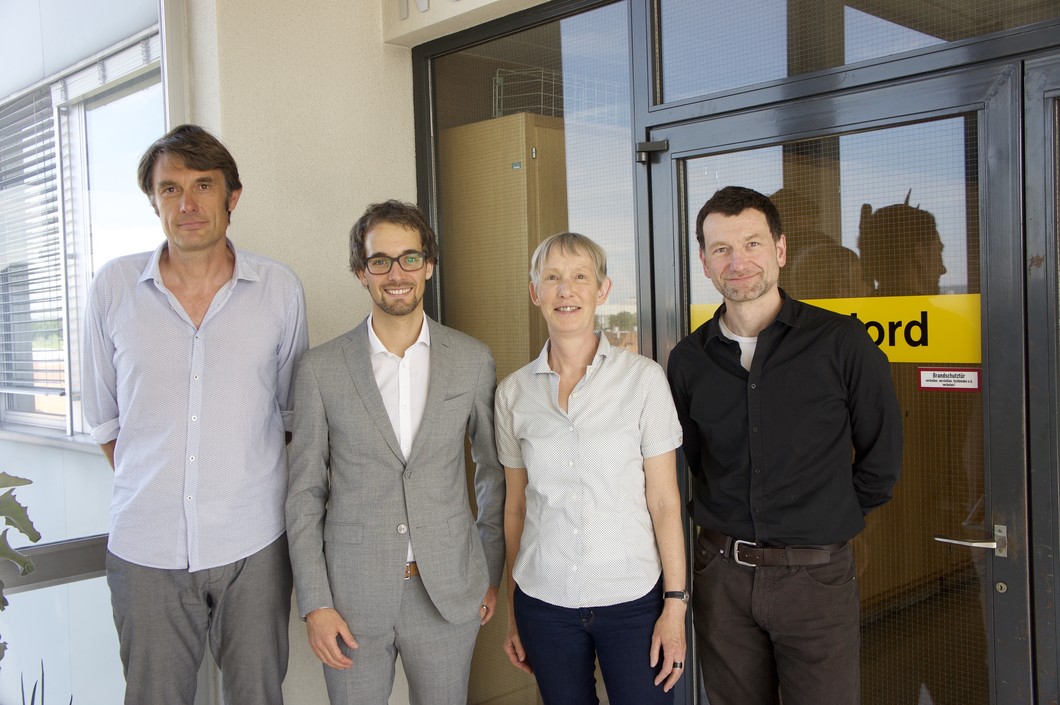 Johannes Schindler and the thesis committee after the defense: Tom Ian Battin (EPFL), Johannes Schindler, Margit Schwikowski (PSI), and Hubertus Fischer (Uni. Bern)