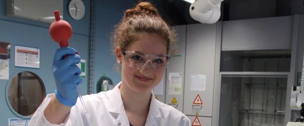 laborant efz chemie2.jpg