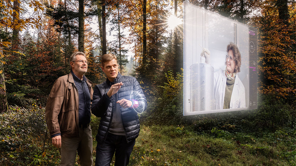 Hans Sigg, Jonathan White et Marisa Medarde (à gauche) 
(Photo: Scanderbeg Sauer Photography, object 3D et visualisation: Incursion/Manuel Guédes)