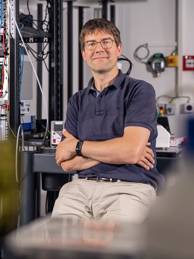 Cornelius Hempel leads the Ion Trap Quantum Computation group at PSI. 