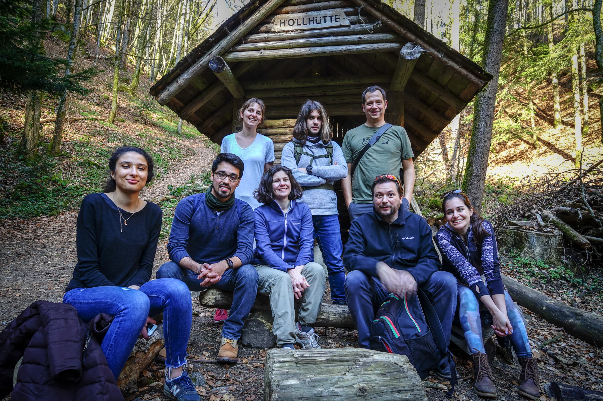 Here should appear an image...