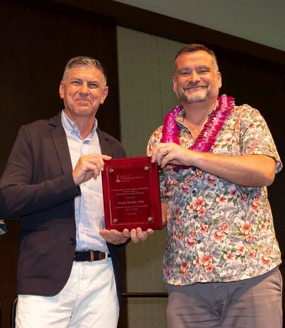 Roger full image Hawai