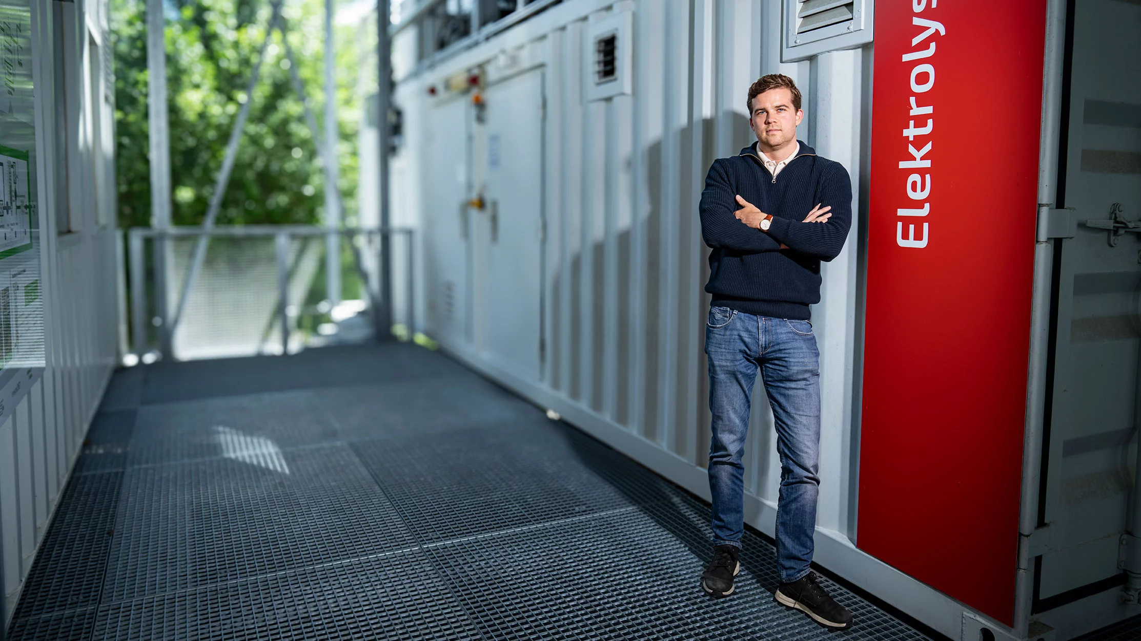 Hydrogen production requires a lot of space: unused areas must be available for generating electricity from wind or solar power as well as for electrolysis – the actual production process, which also uses large quantities of water. A recent study by PSI led by first author Tom Terlouw identifies the best regions for producing hydrogen to meet the high demand expected in the future.