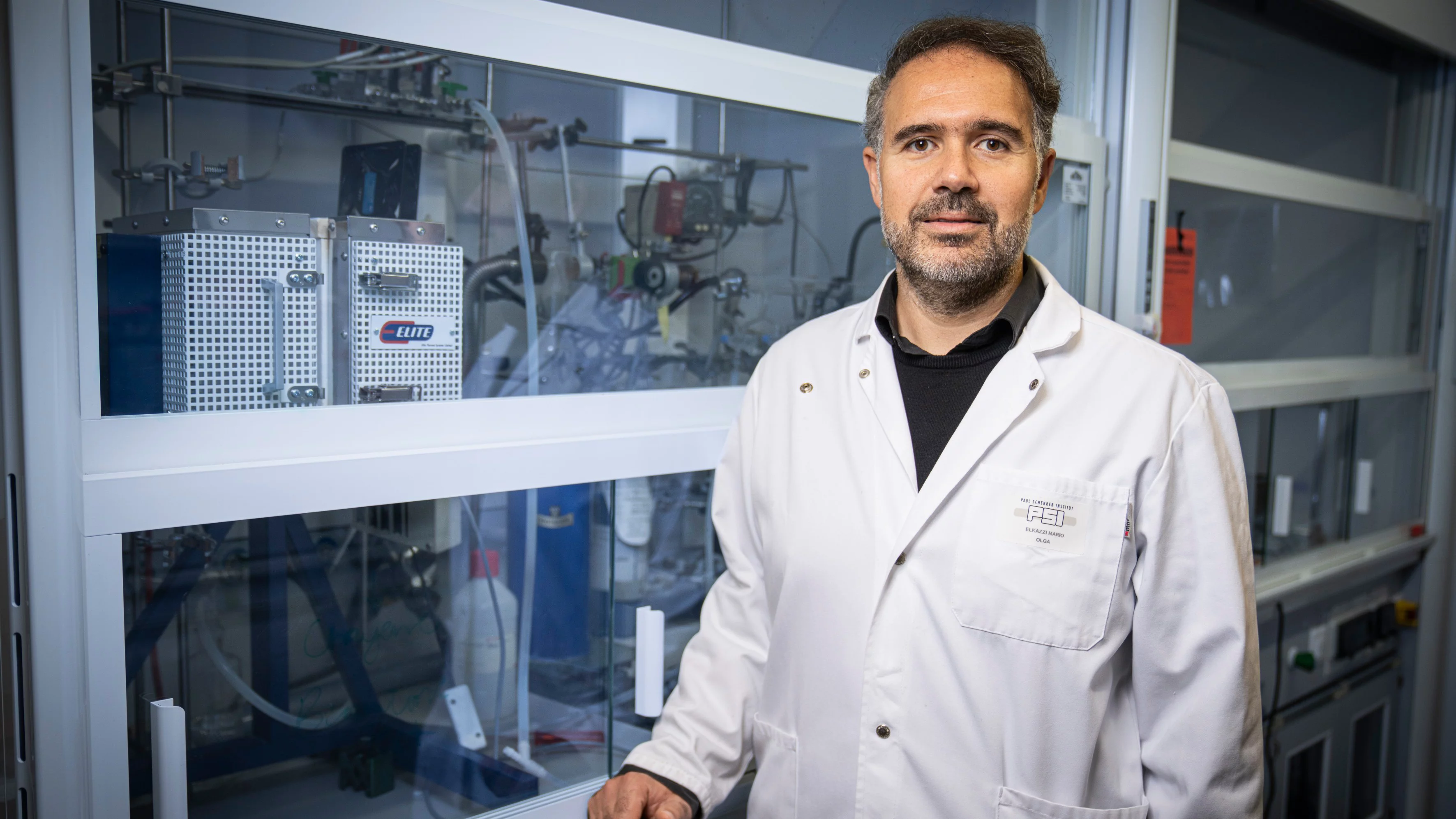 Mario El Kazzi and his team have developed a cathode surface coating that enables operating voltages of up to 4.8 volts. 