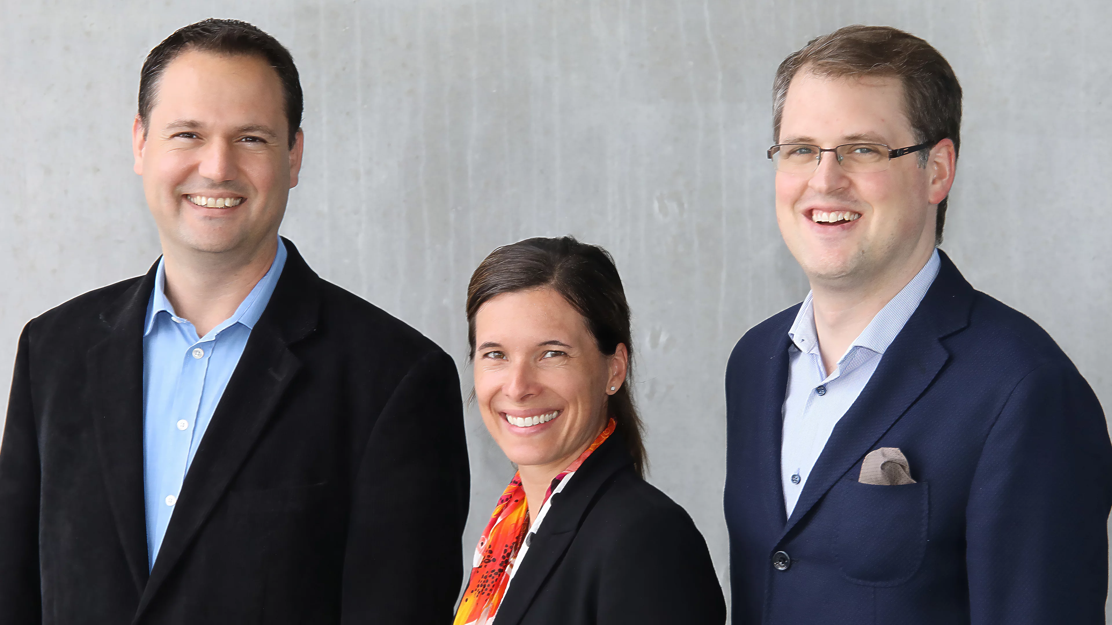 Dragan Grabulovski, Gründer und CEO, Isabella Attinger-Toller, Gründer und CTO, Philipp Spycher, Gründer und CSO der Araris Biotech AG haben allen Grund zur Freude.