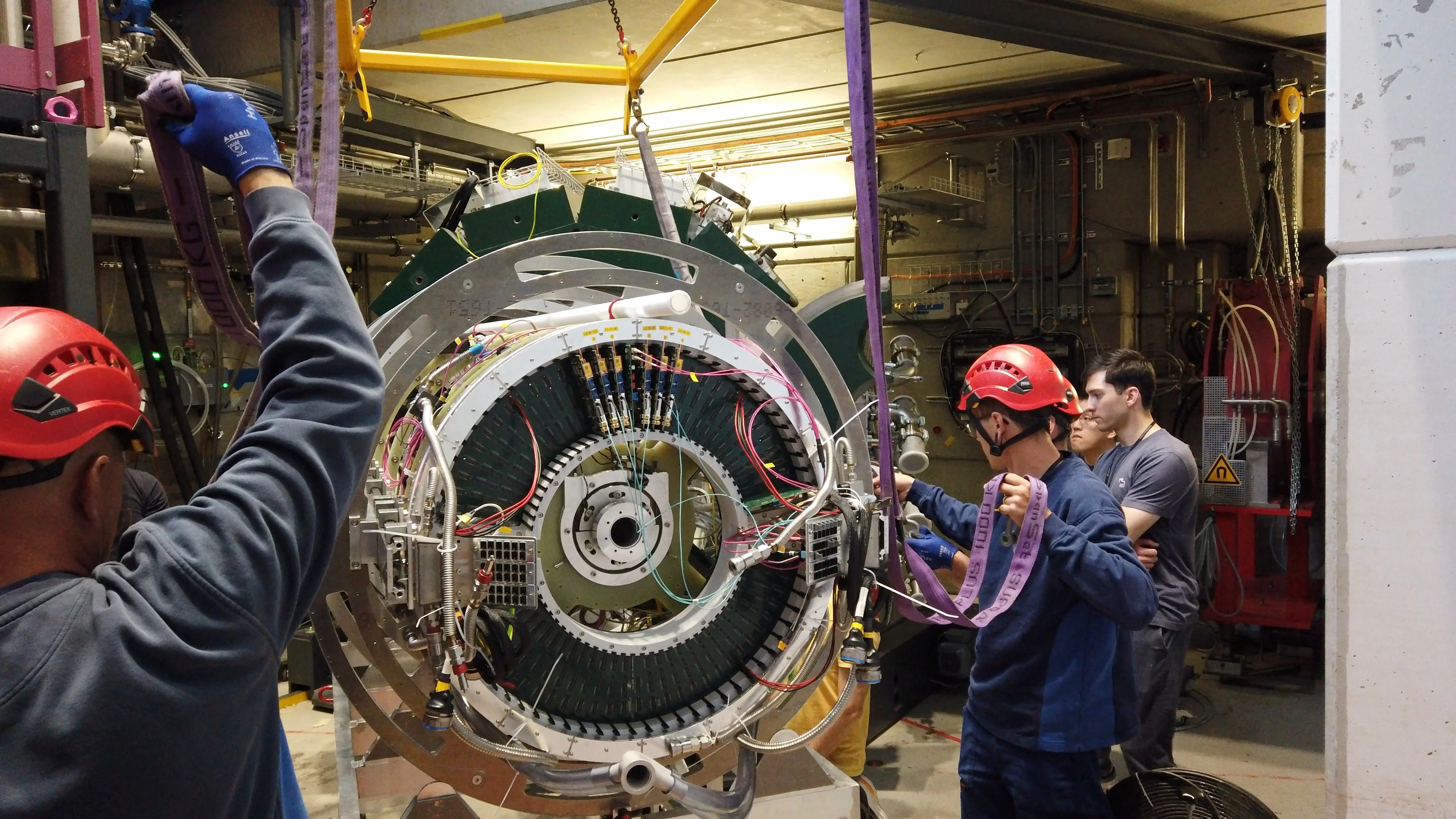 Mu3e detector being craned