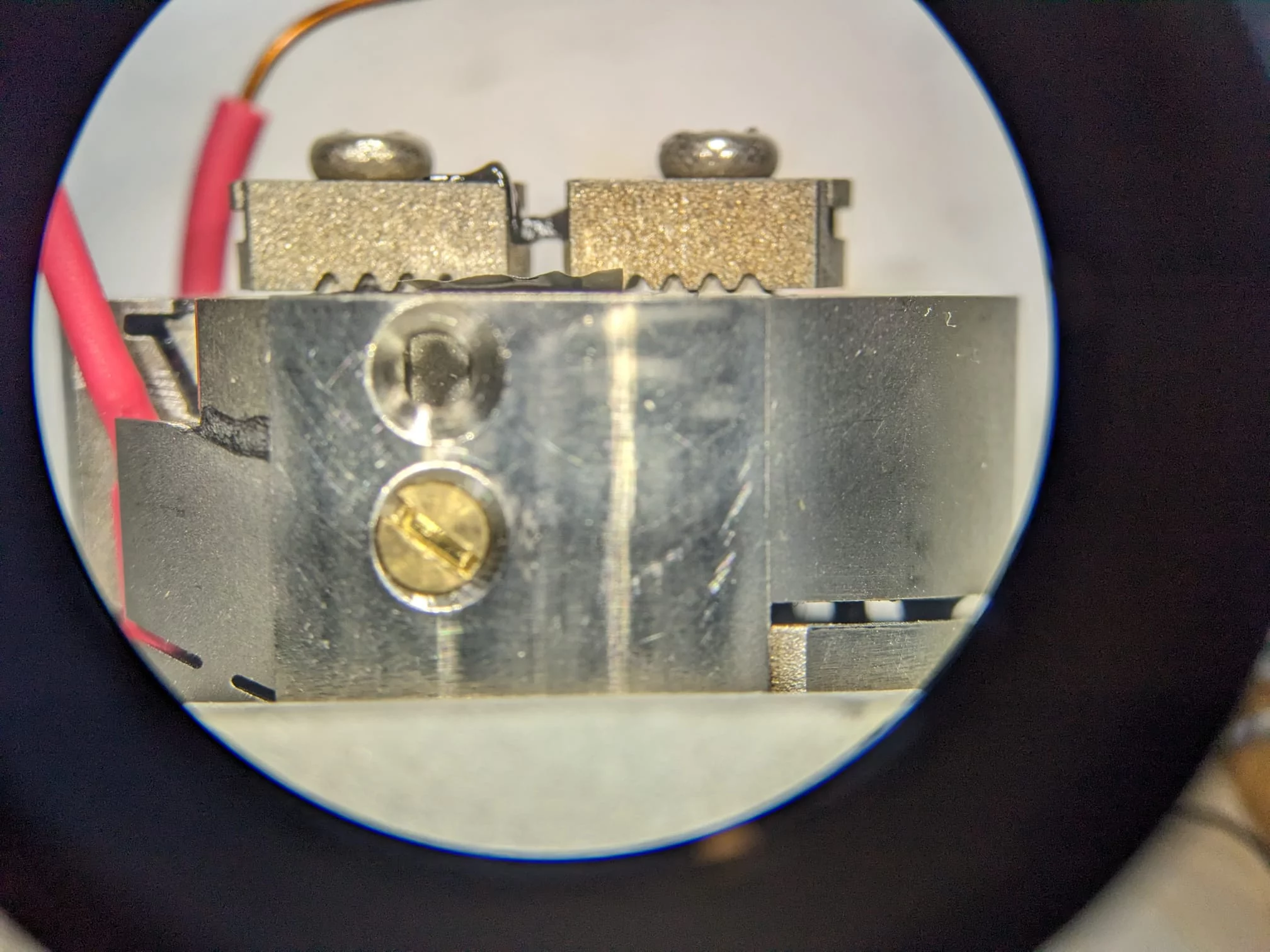 a sample in the FC100 strain cell