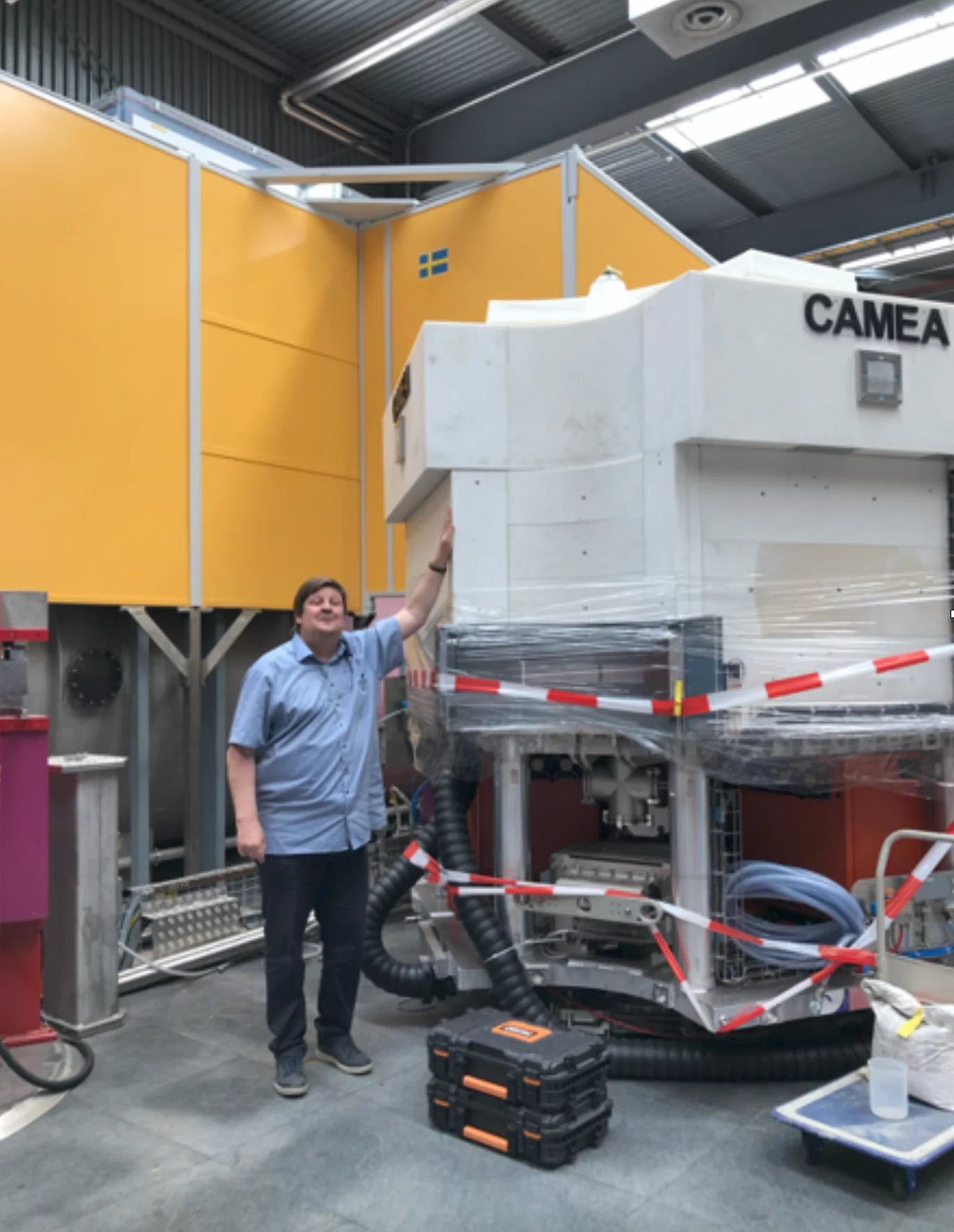 Christof with CAMEA tank