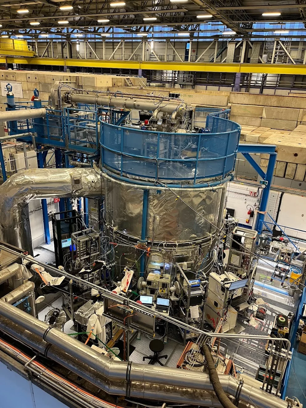 What happens inside the CLOUD chamber?