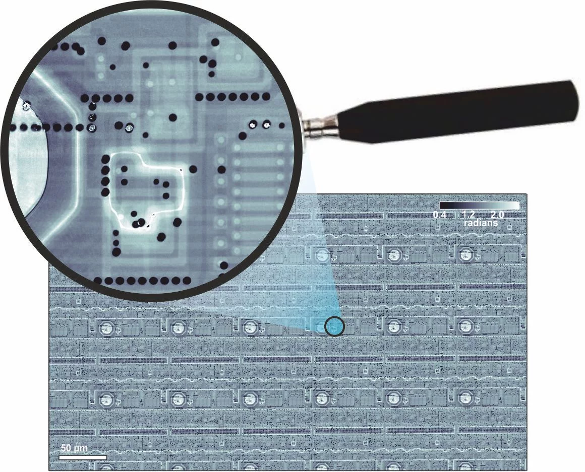 Ptychography reconstruction of a 500 μm × 290 μm region of an integrated circuit with 41 nm resolution demonstrating an imaging throughput above 25,000 resolution elements per second. Diffraction patterns were measured using an in-house developed Eiger detector with 500k  pixels. The inset shows a 20 μm zoom-in where details of the elements of the integrated circuit can be better appreciated. The level of detail and resolution is approximately the same across the entire image. A full resolution image is av…