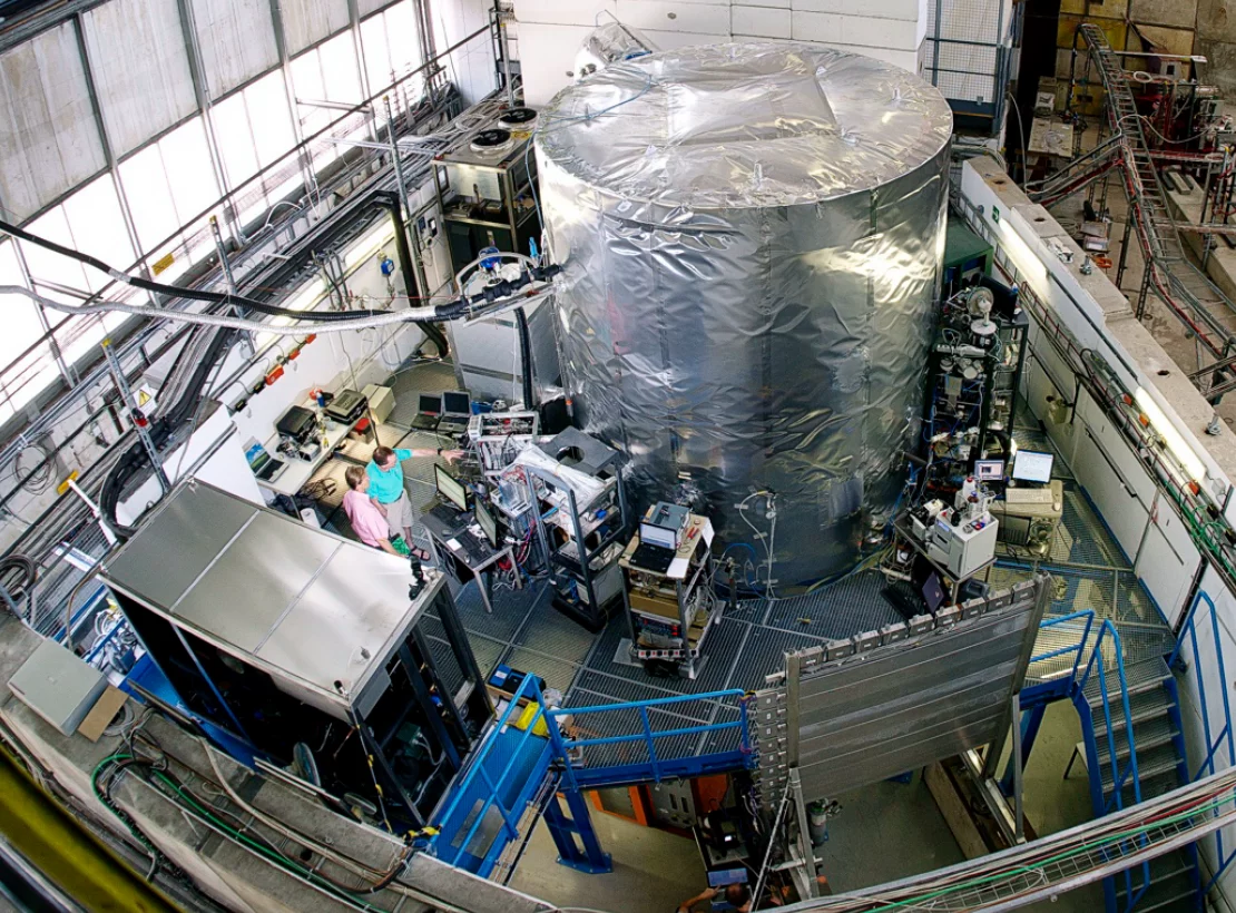 The CLOUD facility at CERN