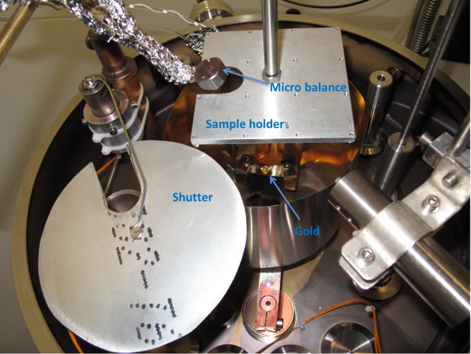 Thermal evaporation chamber of the UNIVEX 450