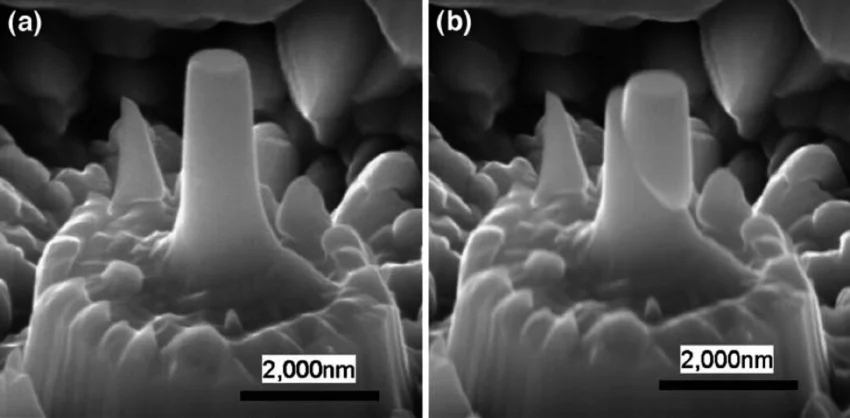Mikroskopisch kleine Druckstempel vor und nach der Messung der Härte von radioaktiv
bestrahltem Material. Die Experten des PSI können damit definiert eine Kraft auf
das Probenmaterial bringen und auf elektronischem Wege gleichzeitig den Weg messen
– bis der Stempel bricht. Damit erkennen sie, ob ein Werkstoff unter Bestrahlung
seine Härte verändert hat. Diese sogenannten Pillars haben nur einen Durchmesser von 800 Nanometer.