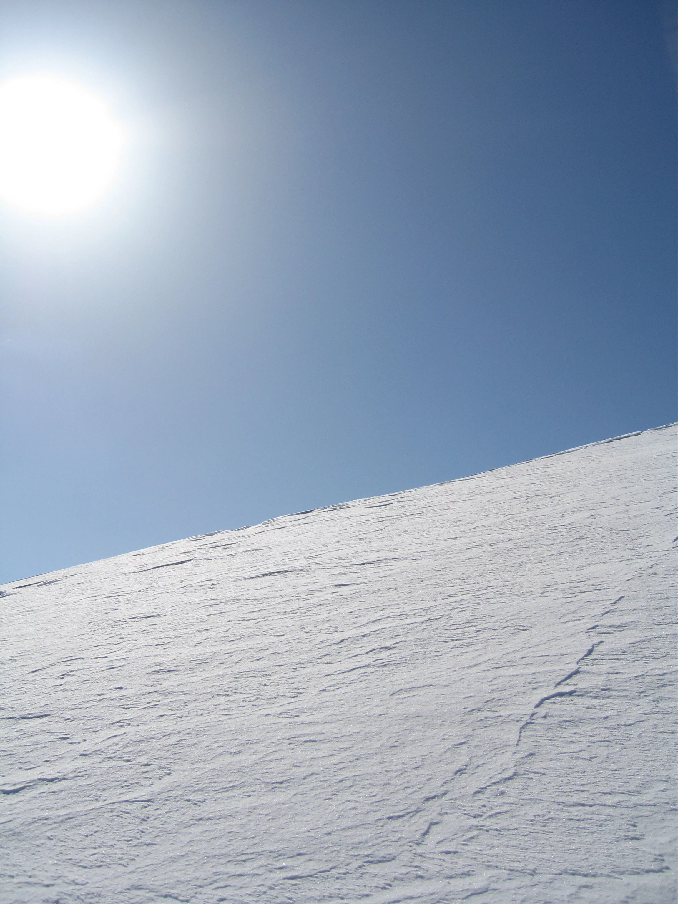Schnee im Berner Oberland