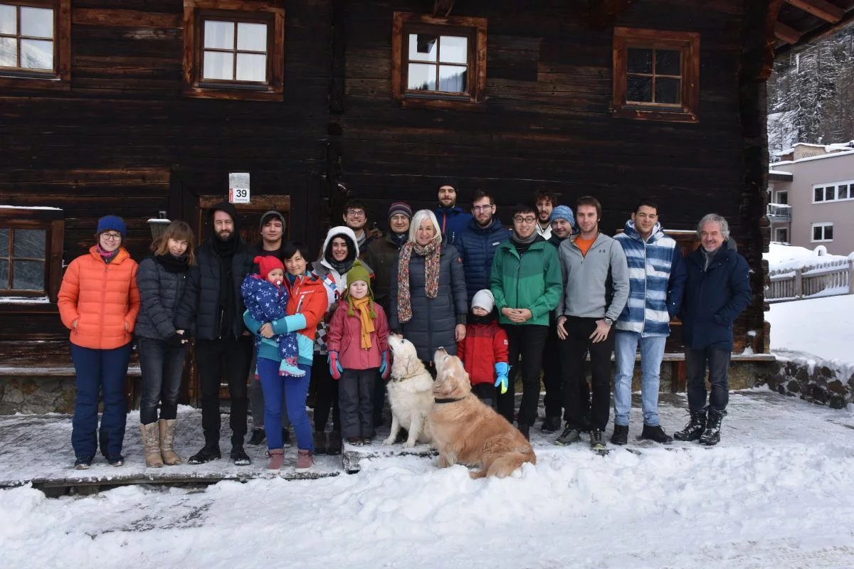 group picture 2018.jpg