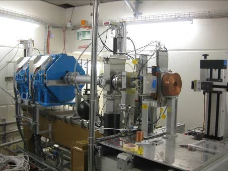 ExpAreal BeamLine.jpg