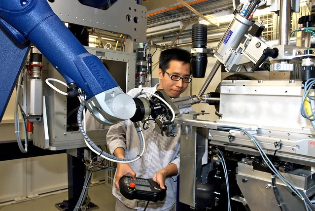 Experimental station at the protein crystallography beamline