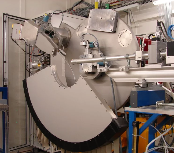 Figure 2. The 30'720-element Mythen II strip detector, covering 120°