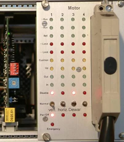 Stepper motor drive status display & safety switch array, power board 8 (left) type D920.51 (Berger/Lahr).