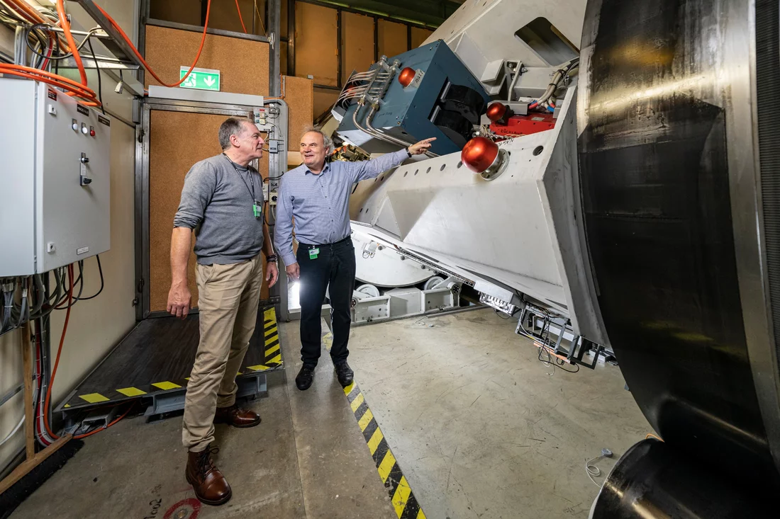 Martin Grossmann und Tony Lomax hinter den Kulissen der Gantry 1