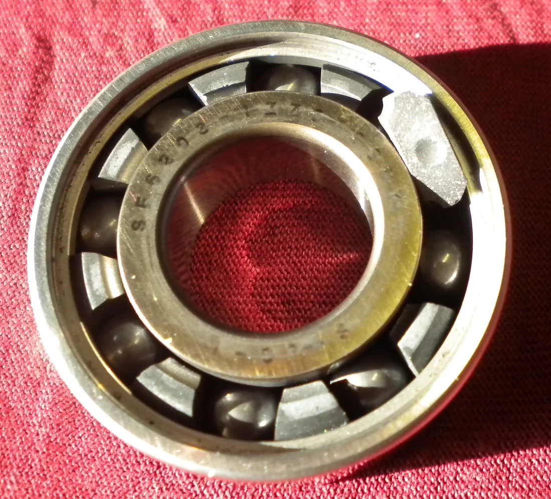 A new type of ball bearing has been providing reliable service at PSI's meson production facility for the full HIPA operating period 2021