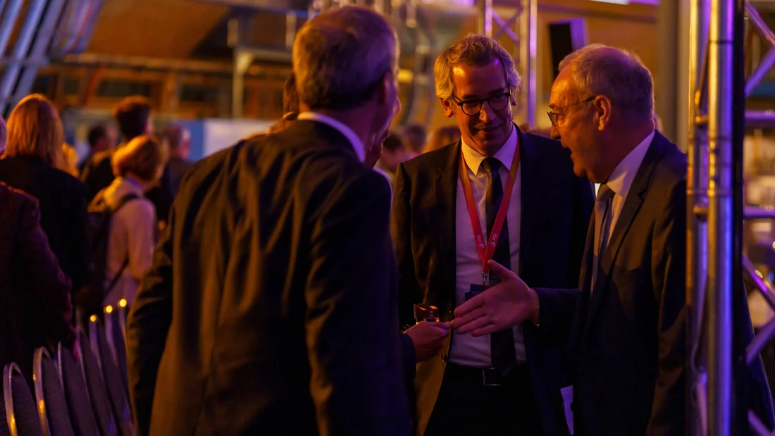PSI-Direktor Christian Rüegg und Bundesrat Guy Parmelin. 
