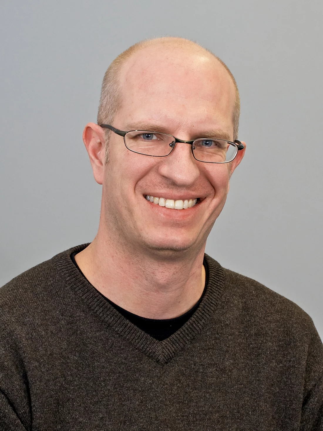 Lorenz Gubler vom Labor für Elektrochemie am PSI ist im Projekt REPCOOL für die Entwicklung der Zellmembranen für die Flussbaterie zuständig. Bild: Paul Scherrer Institut.