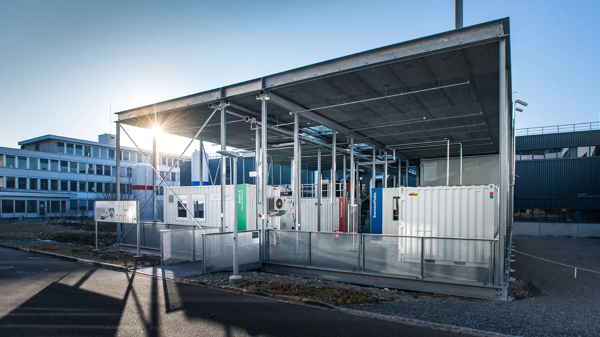 The ESI platform at PSI is researching how surplus renewable energy from wind and sun can be stored and made available again when needed