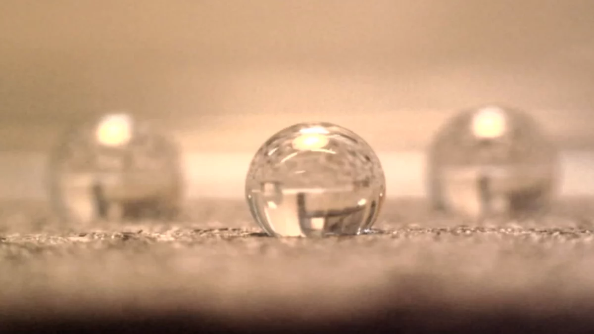 3droplets2.bmp