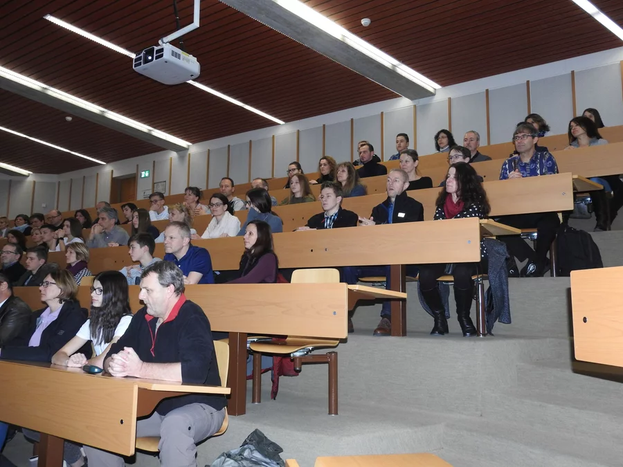 2020 Vertragsunterzeichnung