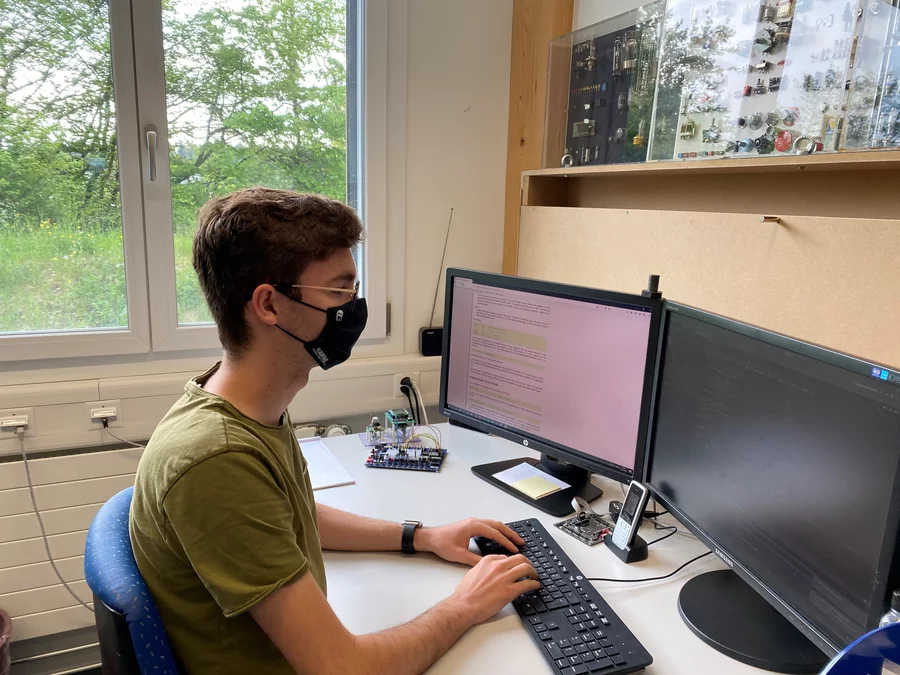 Sergio programmiert mit Python