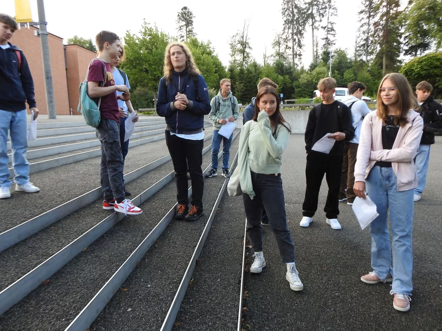  Am Montag, 7. August 2023 kamen 26 neue Lernende und 4 Praktikant*innen erwartungs¬voll und ein wenig nervös ans PSI. Während d