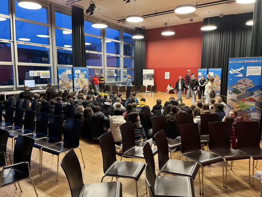 «Achtung Technik Los!»