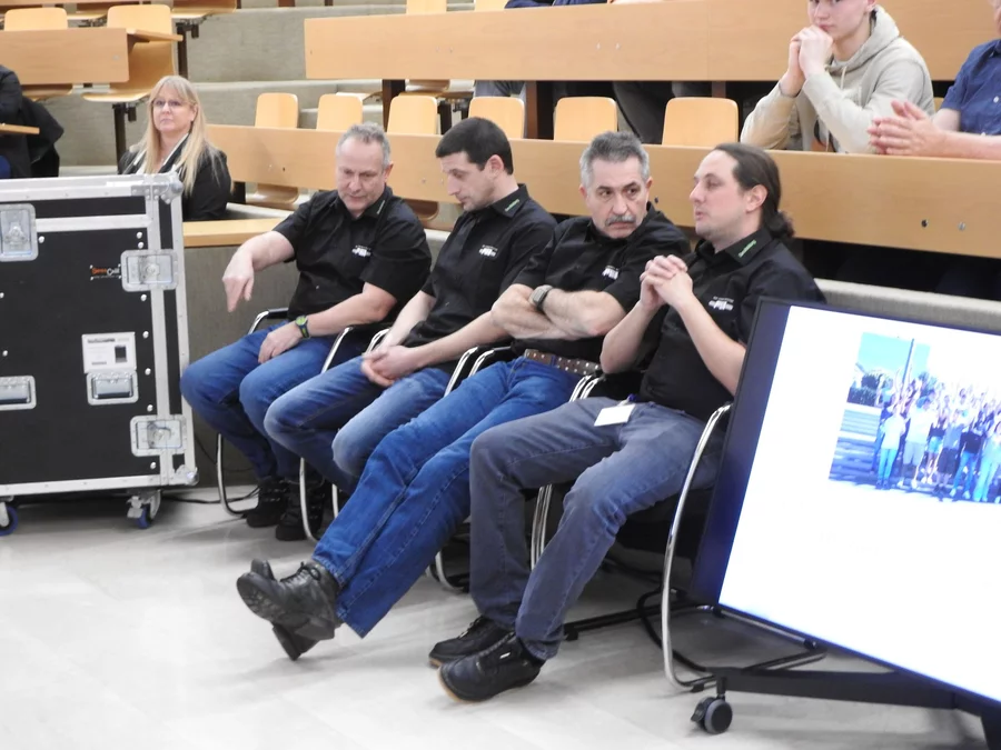 Vertragsunterzeichnung 2024