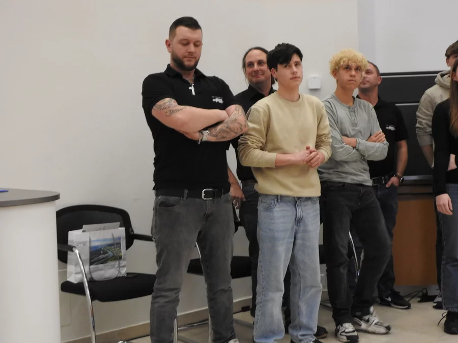 Vertragsunterzeichnung 2024