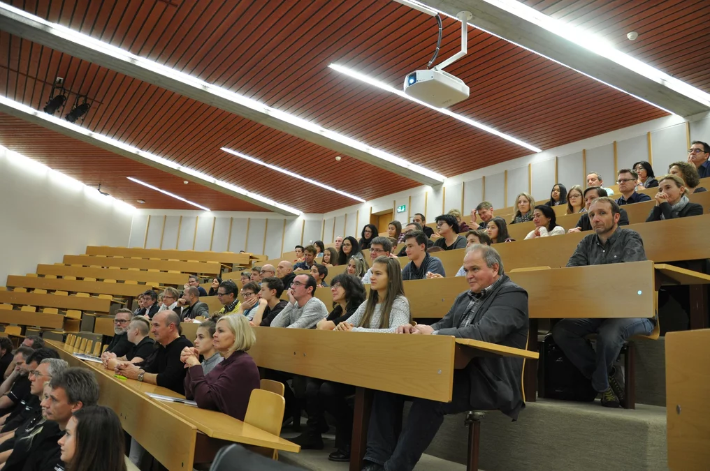 Interessierte Anwesende