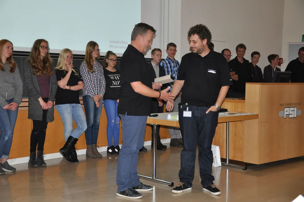 Der neue Berufsbildner der Laboranten EFZ, Fachrichtung Chemie: Can Pinarci