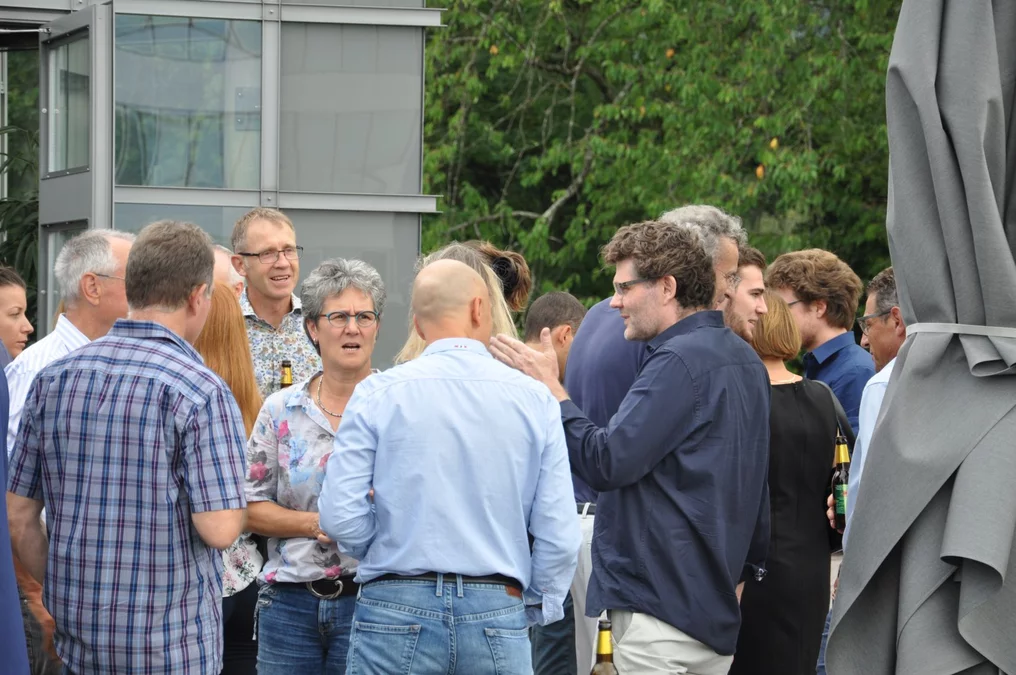 Apéro auf der Oase-Terrasse
