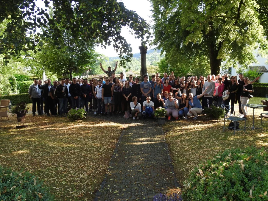 alle neuen Berufsleute