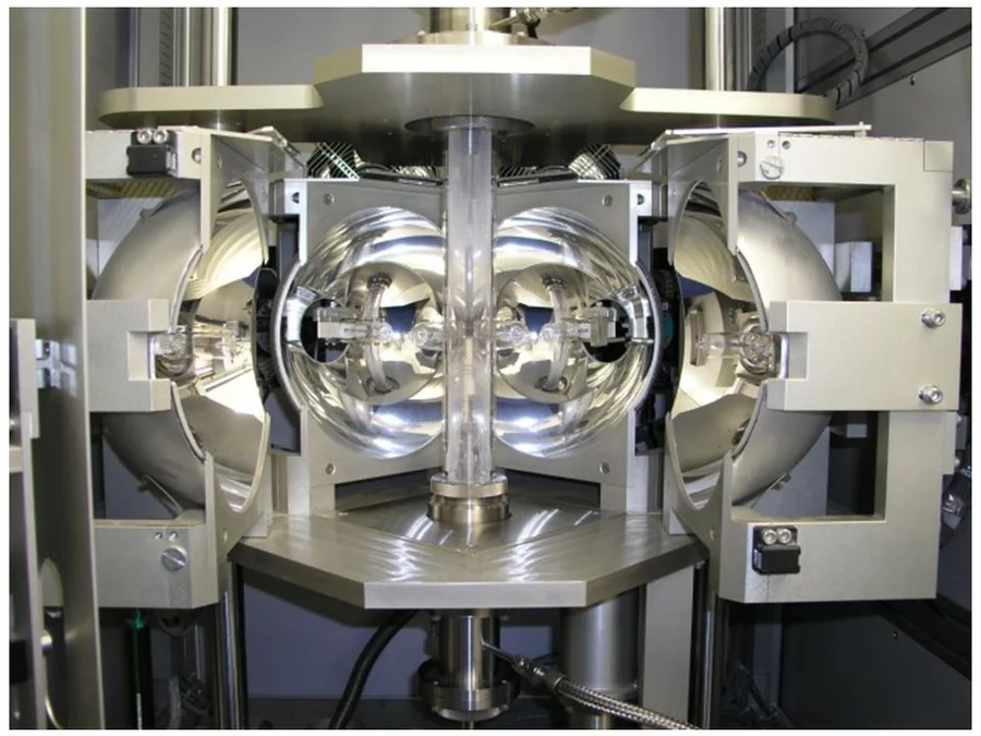 Fig. 2. A photograph of a commercial optical floating zone furnace (image furnace): model FZ-T-10000-H-VI-VP, CSI Japan.