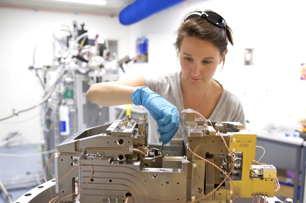 Mess­apparatur des Nanomikroskops NanoXAS