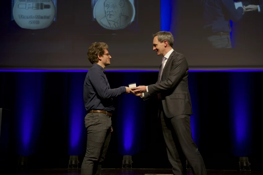 Psi thesis medal 02 picture