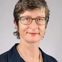 Geistlich Susanne web.jpg